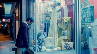 <i>Master Of None</i>’s 2nd season is 10 episodes of daring plus one humdrum romance